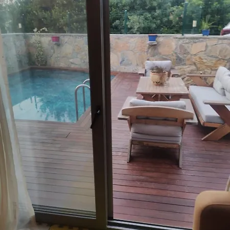 With Large Pool 5 Min Nature Peace Αλικαρνασσός